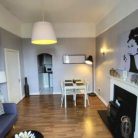 Centre Georgian 公寓 *