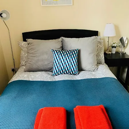 Centre Georgian Apartment *